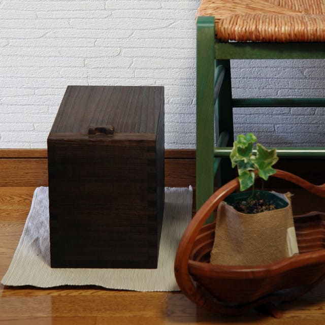 桐米びつ5kg(焼き桐仕上げ)