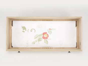 一番大きな「たとう紙」(880mm×363mm)でも余裕でお着物が収納できます