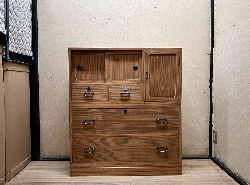 東京都 松崎様 桐たんす 和たんす 修理・再生・リメイク後の画像1