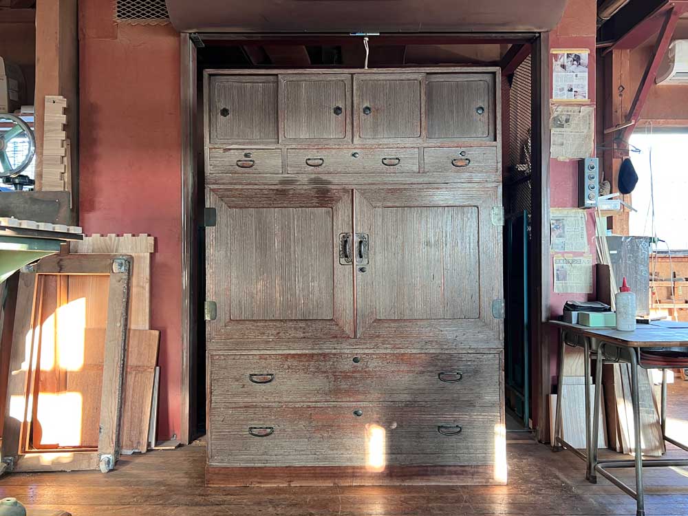 東京都 土井様　桐たんす 和たんす　修理・再生・リメイク前の画像